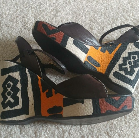 Tribal platform sandals - Picture 2 of 4